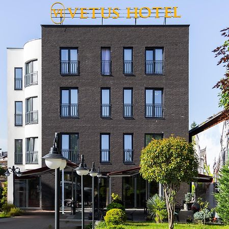 Vetus Hotel Priștina Exterior foto